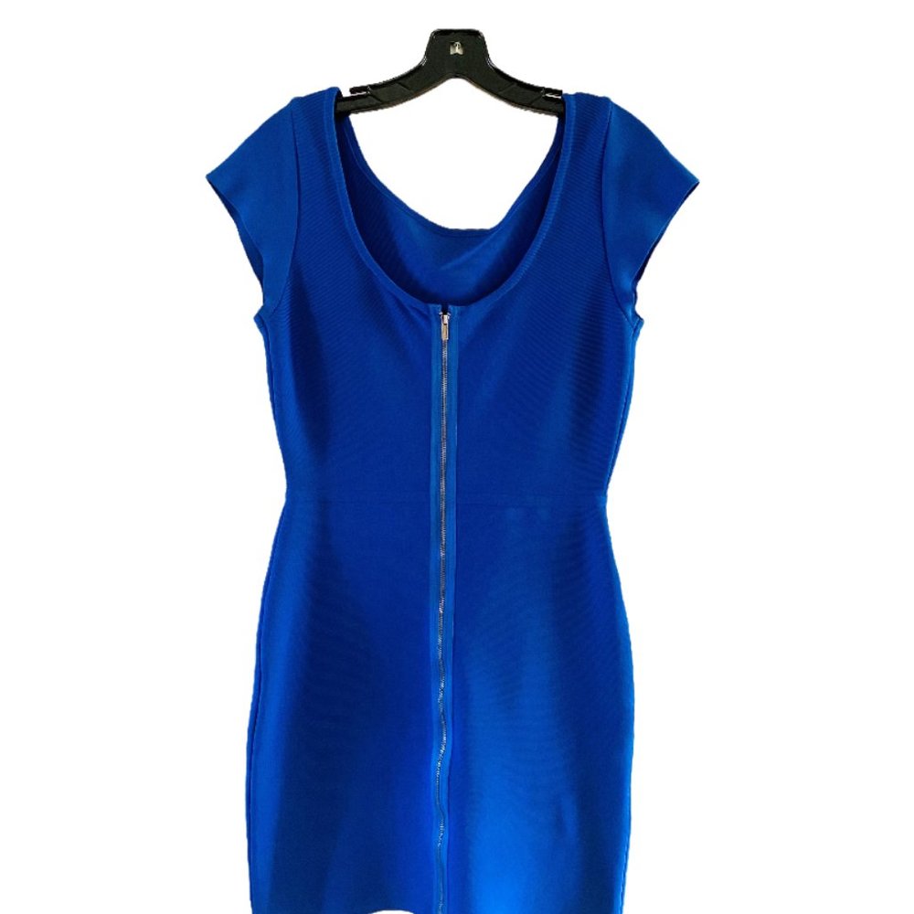 🌴 BCBGMaxAzaria Dress - Size Medium - Picture 9 of 14